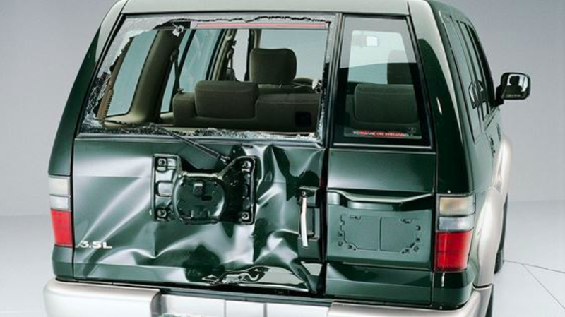 Illustration for article titled The Proper Spot For A Spare Tire Is On The Rear Door
